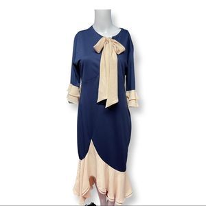 Vintage Navy & Cream 90s Shift Dress.  Size Large.